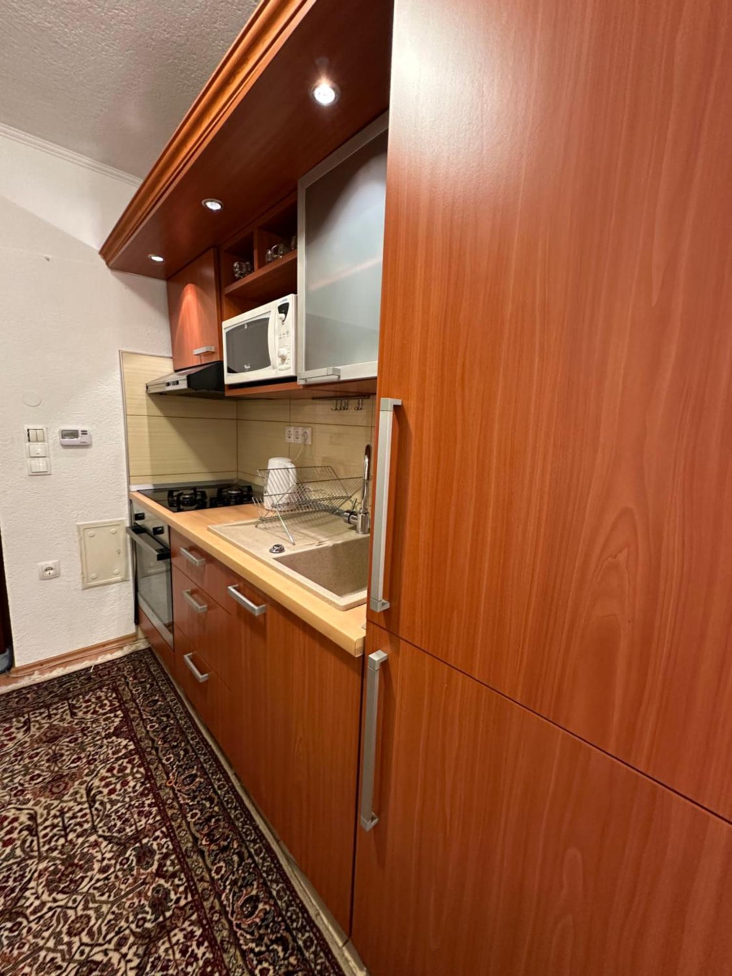 La Rosa Apartment *